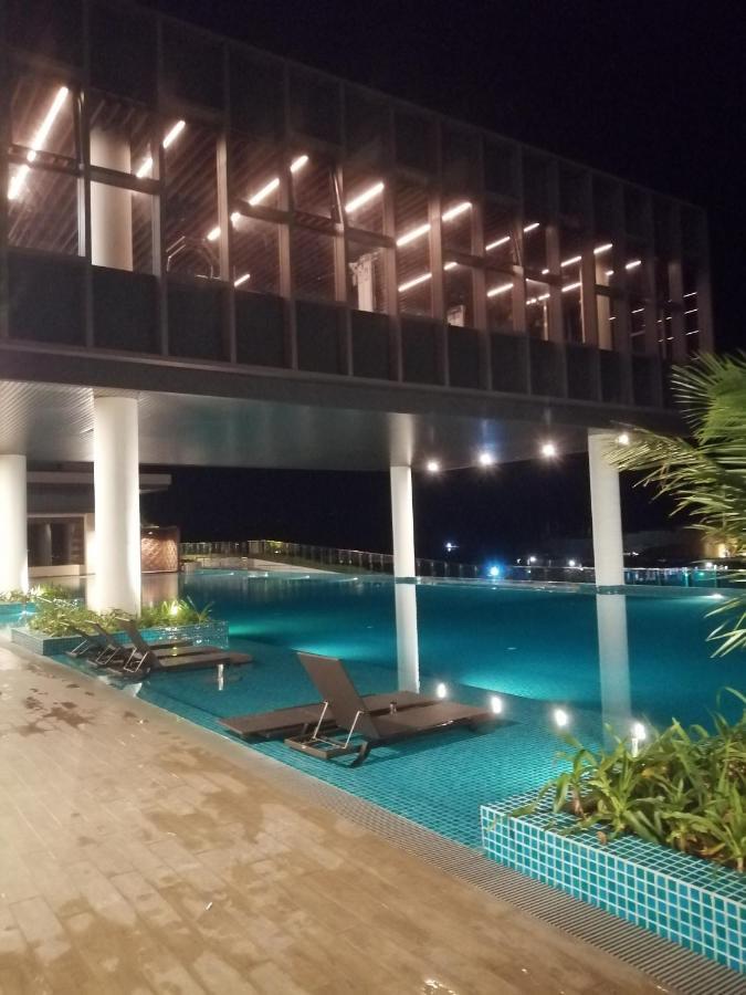 家庭式公寓 Bali Residences Melaka Exterior foto